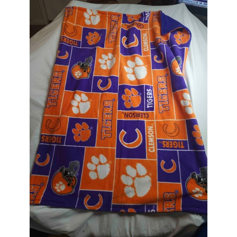 Clemson University Tigers Fleece Throw Blanket One Size Orange Blue Patchwork‎